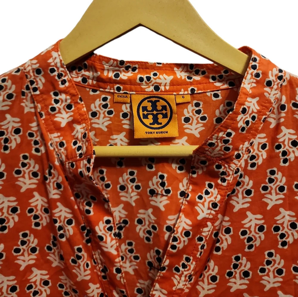 TORY BURCH Orange Navy & White Floral Printed Sequin Lightweight Tunic Top Sz 6 - Picture 2 of 7